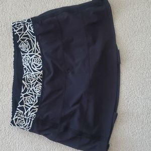 Lululemon Tennis Skirt size 6Tall